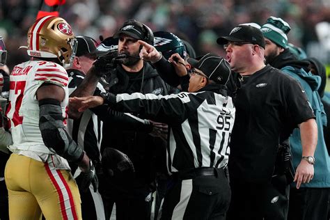 49ers linebacker Dre Greenlaw says he has apologized to Eagles security staffer